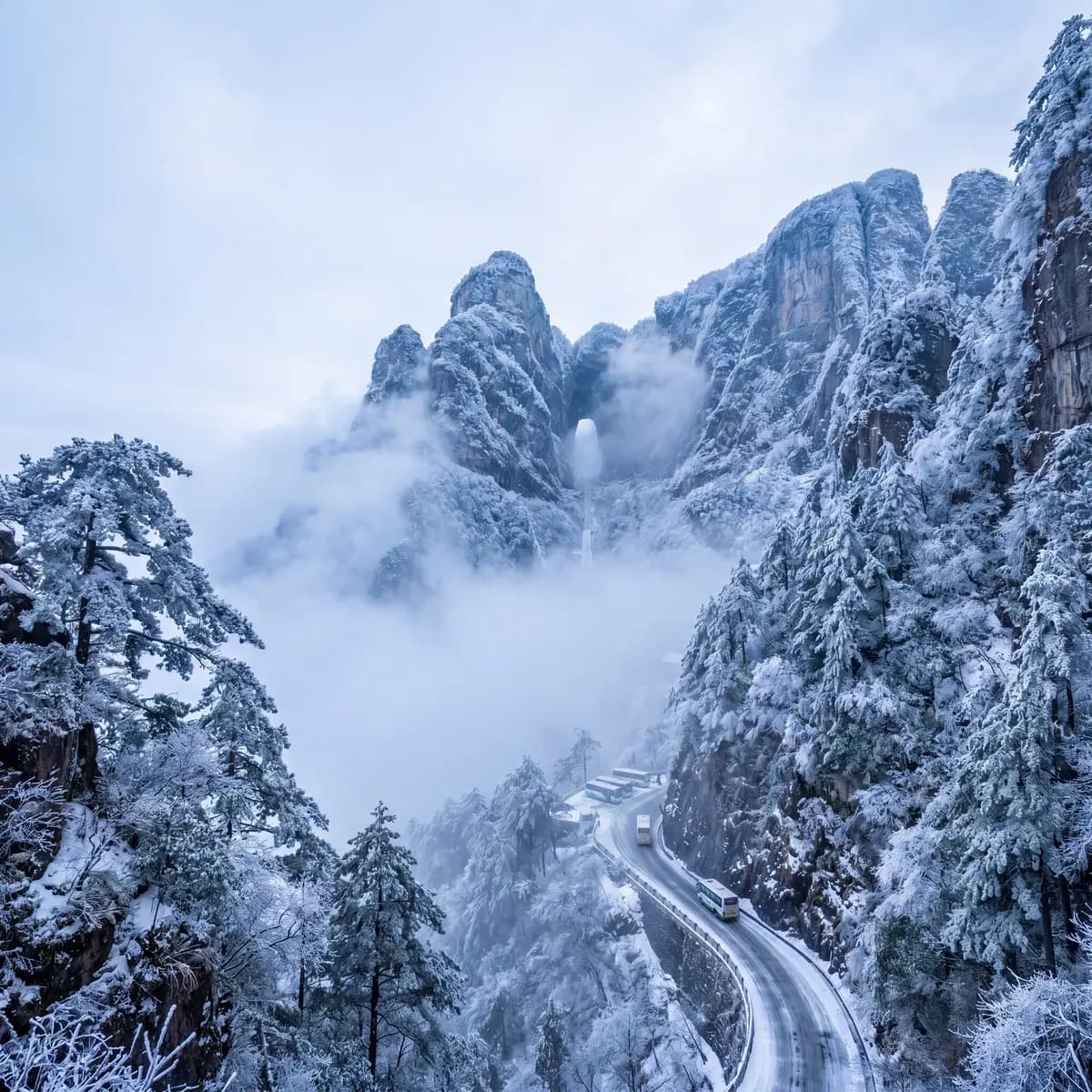 Hengyang & Mount Heng: A Local's Pilgrimage