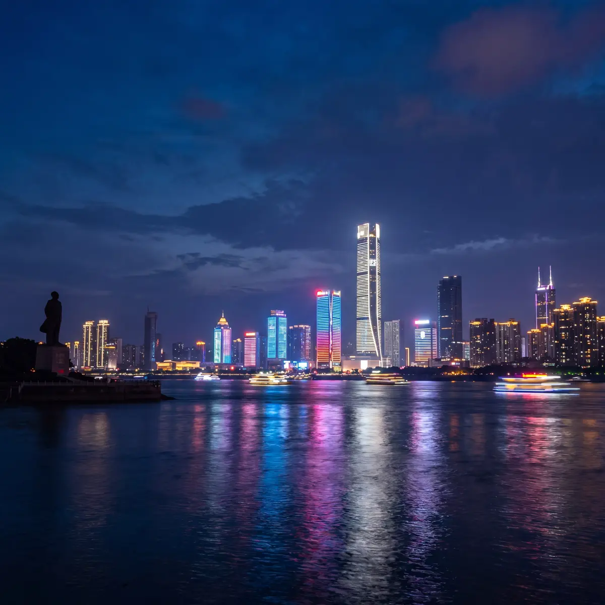 Changsha: My Hometown, a Spicy City that Never Sleeps